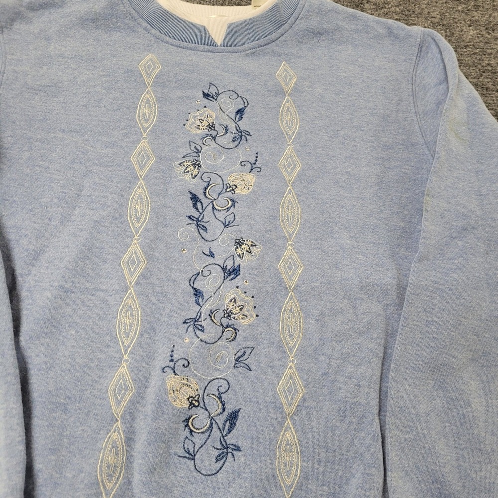White Stag Sweatshirt Womens Size PL Blue Embroidered Floral Crewneck Stained